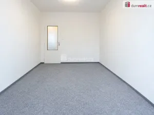 Pronájem bytu 3+1, Praha - Háje, Kosmická, 78 m2