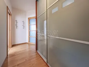 Pronájem bytu 4+1, Praha - Strašnice, Radošovická, 117 m2