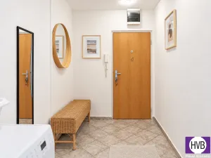 Prodej bytu 2+1, Praha, Chotutická, 51 m2