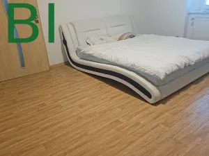 Pronájem bytu 3+1, Praha - Smíchov, Pod tratí, 105 m2