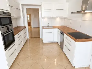 Pronájem bytu 4+1, Praha - Vinohrady, Vinohradská, 149 m2