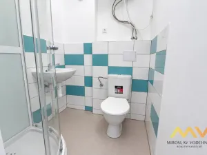 Pronájem bytu 1+kk, Hradec Králové - Nový Hradec Králové, Hlavní, 21 m2