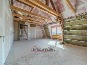 Prodej bytu 4+kk, Líšťany, 125 m2