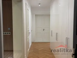 Prodej bytu 2+1, Opava - Předměstí, Lidická, 99 m2