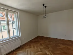 Pronájem bytu 2+1, Praha - Staré Město, Dlouhá, 61 m2
