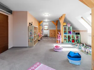 Pronájem bytu 4+kk, Beroun - Beroun-Centrum, Česká, 230 m2