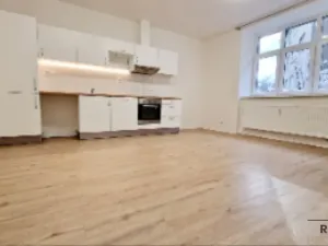 Pronájem bytu 2+kk, Brno, Mathonova, 39 m2
