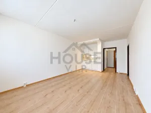Prodej bytu 1+kk, Praha - Modřany, Daškova, 29 m2