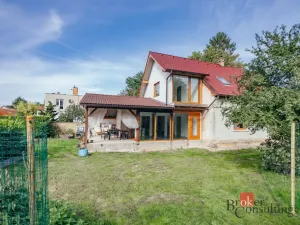 Prodej rodinného domu, Skřivany, Komenského, 160 m2