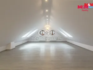 Pronájem atypického bytu, Frýdlant, ČSA, 90 m2