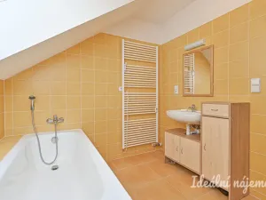 Pronájem bytu 2+kk, Brno - Bystrc, Černého, 53 m2