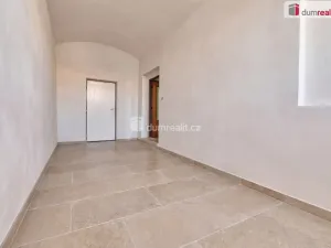 Prodej rodinného domu, Kravaře, náměstí, 200 m2