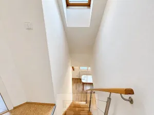 Pronájem bytu 4+1, Praha - Vokovice, Na rozdílu, 99 m2