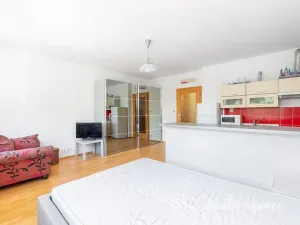 Pronájem bytu 1+kk, Praha - Libeň, Kovanecká, 32 m2