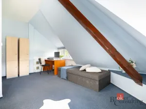 Prodej vily, Praha - Modřany, U vlečky, 276 m2