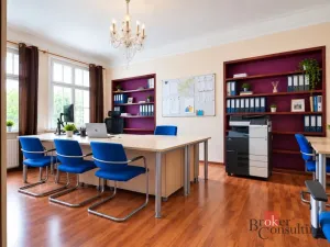 Prodej vily, Praha - Modřany, U vlečky, 331 m2