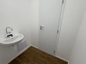 Pronájem obchodního prostoru, Pelhřimov, Krasíkovická, 52 m2