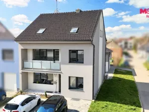 Prodej rodinného domu, Dolní Bojanovice, Zvolence, 380 m2