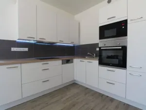 Pronájem bytu 2+kk, Plzeň - Valcha, Špačková, 53 m2