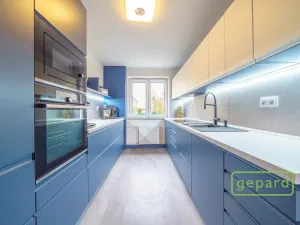Prodej bytu 3+1, Karlovy Vary, Šumavská, 99 m2