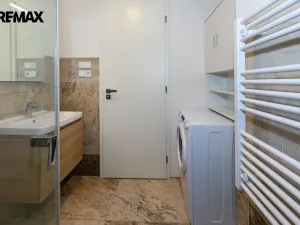 Pronájem bytu 1+kk, Praha - Libeň, Smrčkova, 32 m2