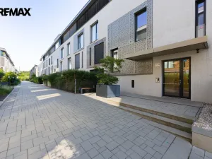 Pronájem bytu 1+kk, Praha - Libeň, Smrčkova, 32 m2