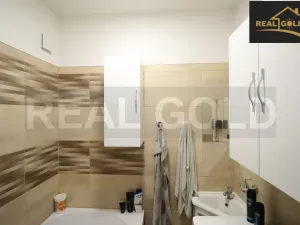 Prodej bytu 2+1, Třebíč, Dělnické nám., 55 m2
