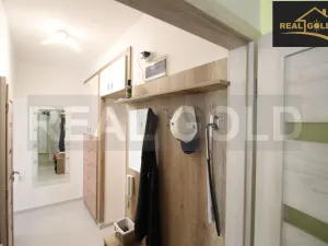 Prodej bytu 2+1, Třebíč, Dělnické nám., 55 m2