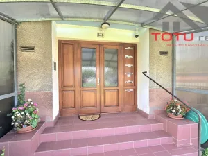Prodej bytu 3+1, Jaroměř, Máchova, 70 m2