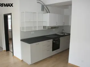 Pronájem bytu 3+kk, Strakonice, Komenského, 85 m2
