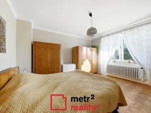 Prodej rodinného domu, Charváty, 303 m2