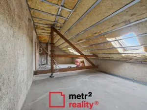 Prodej rodinného domu, Charváty, 303 m2