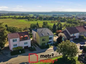Prodej rodinného domu, Charváty, 303 m2