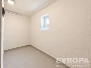 Pronájem bytu 2+1, Břeclav, Olbrachtova, 65 m2