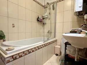 Pronájem bytu 2+kk, Praha - Vinohrady, Velehradská, 48 m2