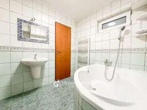Pronájem bytu 2+kk, Znojmo, Chelčického, 46 m2