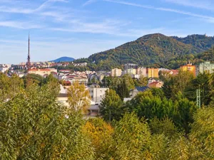 Prodej bytu 2+kk, Karlovy Vary - Dvory, Chebská, 50 m2