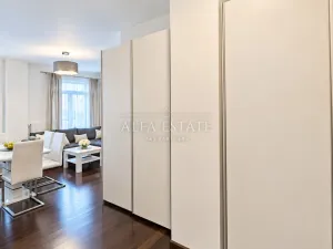 Prodej bytu 2+kk, Karlovy Vary - Dvory, Chebská, 50 m2