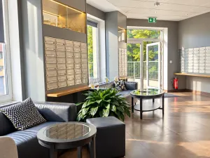 Prodej bytu 2+kk, Karlovy Vary - Dvory, Chebská, 50 m2