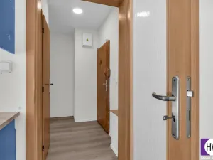 Prodej bytu 1+kk, Praha, Vřesová, 35 m2