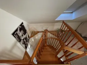 Pronájem atypického bytu, Karlovy Vary, 120 m2