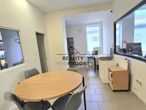 Pronájem obchodního prostoru, Hodonín, Kolískova, 130 m2
