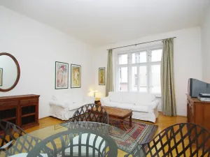 Pronájem bytu 3+1, Praha - Nové Město, Odborů, 81 m2