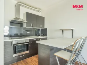 Prodej bytu 2+kk, Praha - Vysočany, Sousedíkova, 59 m2