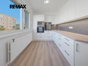 Prodej bytu 2+1, Česká Lípa, Mikovcova, 56 m2