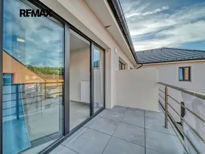 Pronájem bytu 1+kk, Velký Osek, Revoluční, 26 m2