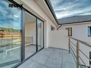 Pronájem bytu 1+kk, Velký Osek, Revoluční, 21 m2