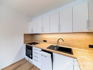 Prodej bytu 2+kk, Praha - Žižkov, Spojovací, 40 m2