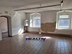 Pronájem komerční nemovitosti, Žatec, Žižkovo náměstí, 55 m2
