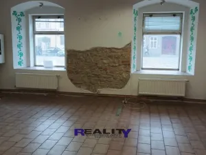 Pronájem komerční nemovitosti, Žatec, Žižkovo náměstí, 55 m2
